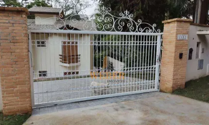 Chácara / sítio com 4 quartos para alugar na Rua Biritiba Mirim, Paisagem Renoir, Cotia