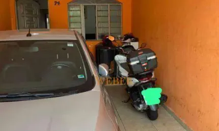 Casa com 3 quartos à venda na Rua Carlos Cunha Filho, Parque Pinheiros, Taboão da Serra