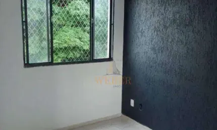 Apartamento com 2 dormitórios à venda, 48 m² por R$ 210.000 - Jardim Mirna - Taboão da Serra/SP