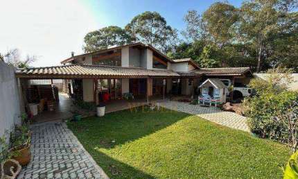 Casa térrea c/ salão de 100m2 - Piscina no cond Palos Verdes!