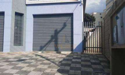 Prédio à venda na Rua Joaquim Justo Novaes, Vila Monte Serrat, Cotia