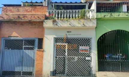 Sobrado 2 dormitórios, 2 vagas - Pq. Pinheiros Taboão da Serra