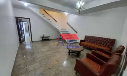 Sobrado com 3 dormitórios, 160 m² - venda por R$ 949.000,00 ou aluguel por R$ 4.450,00/mês - Centro - São Vicente/SP