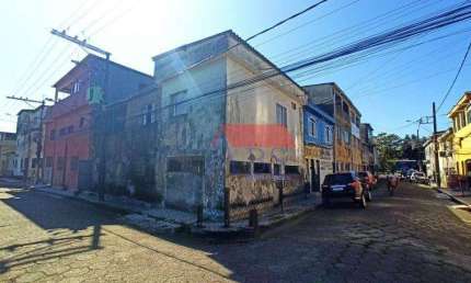 Sobrado à venda, com 160 m² por R$ 150.000 - Vila São José - Cubatão/SP