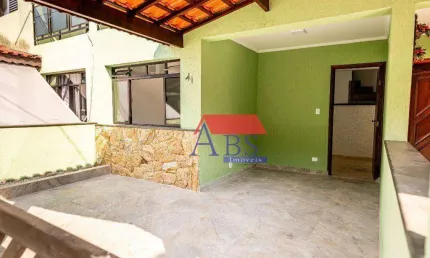 Sobrado com 3 dormitórios à venda, 99 m² por R$ 350.000 - Vila São Jorge - São Vicente/SP