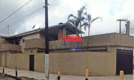 Sobrado com 2 dormitórios à venda, 67 m² por R$ 400.000,00 - Parque Continental - São Vicente/SP