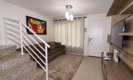 Casa em condomínio fechado com 3 quartos à venda na Rua Rolando Salin Zappa Mansur, Barreirinha, Curitiba, 79 m2 por R$ 419.000
