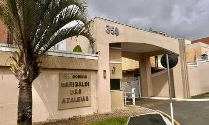 Terreno em condomínio fechado à venda na Rua Frederico Stella, 358, Cachoeira, Curitiba, 130 m2 por R$ 239.000