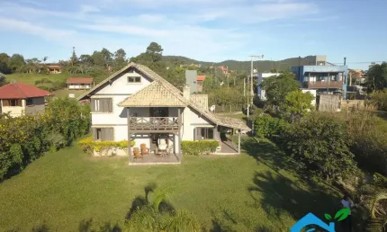 Casa com 2 quartos à venda na Rua Ernani Cotrin, 40, Praia do Rosa, Imbituba