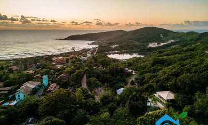 Casa com 3 quartos à venda na Rua Ernani Cotrin, 10, Praia do Rosa, Imbituba