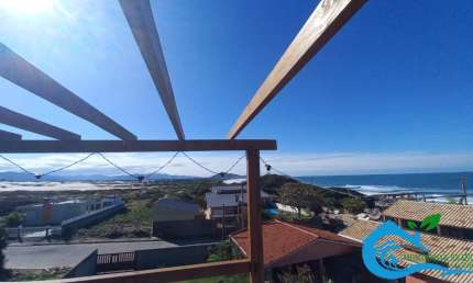 Casa à venda 2 dormitórios na praia da Ribanceira. Imbituba.SC
