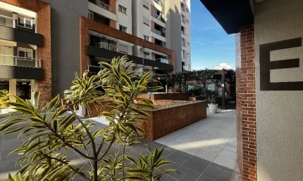 Apartamento à venda na Rua Padre Kolb, 1275, Bucarein, Joinville