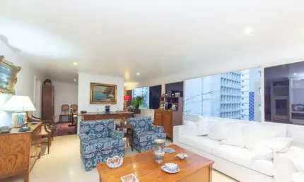 Apartamento tipo para venda em Itaim Bibi com 3 quartos, sendo 1 suíte, 149.34m²