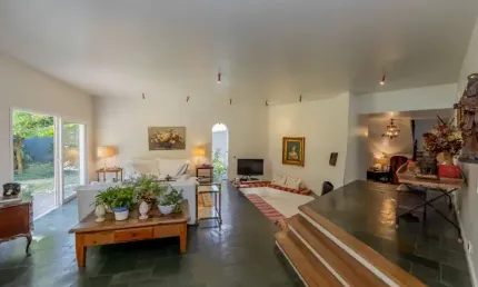 Casa tipo para venda em Real Parque com 4 quartos, sendo 2 suítes, 295m²