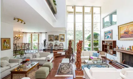 Casa tipo para venda em Jardim Marajoara com 4 quartos, sendo 2 suítes, 384m²