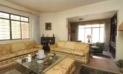 Sobrado para venda em Jardim da Glória com 4 quartos, sendo 2 suítes, 350m²