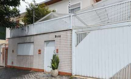 Casa tipo para venda com 3 quartos, sendo 1 suíte, 200m²