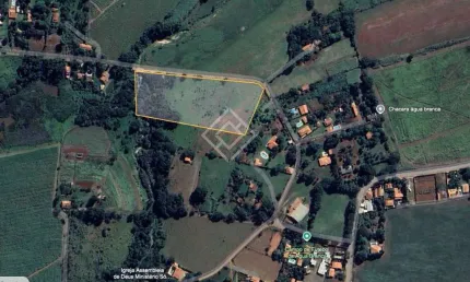 Lote com 20 mil metros no bairro Água Branca em Boituva - SP