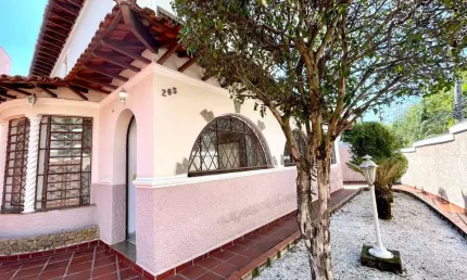 Casa tipo para venda em Aclimação com 3 quartos, sendo 3 suítes, 265m²