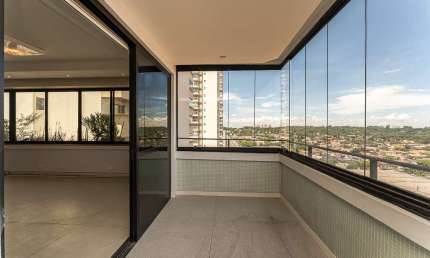 Apartamento tipo para venda em Vila Alexandria com 3 quartos, sendo 1 suíte, 180m²