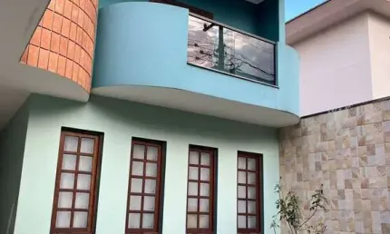 Sobrado para venda em Jardim Grimaldi com 3 quartos, sendo 1 suíte, 200m²