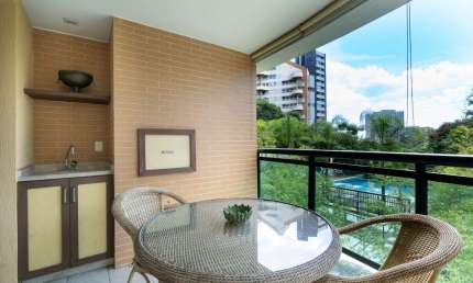 Apartamento tipo para venda com 3 quartos, sendo 3 suítes, 192m²