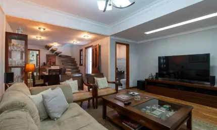 Sobrado para venda em Planalto Paulista com 3 quartos, sendo 3 suítes, 129m²