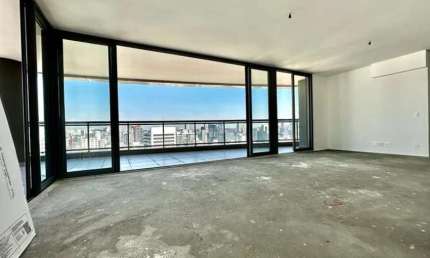 Cobertura para venda com 4 quartos, sendo 4 suítes, 324m²