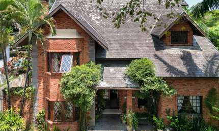 Casa de vila para venda com 4 quartos, sendo 4 suítes, 788m²