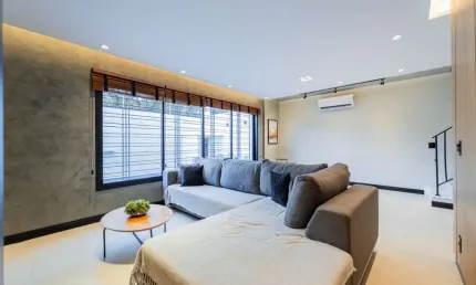 Casa tipo para venda em Indianópolis com 4 quartos, sendo 2 suítes, 200m²