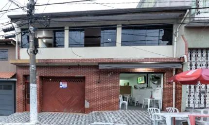 Casa tipo para venda com 4 quartos, sendo 2 suítes, 250m²