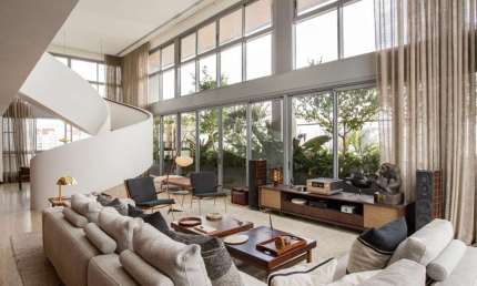 Cobertura para venda com 4 quartos, sendo 3 suítes, 523m²
