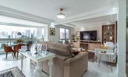 Apartamento tipo para venda com 4 quartos, sendo 3 suítes, 261m²