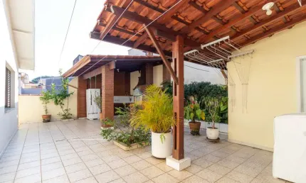 Casa tipo para venda em Parque Jabaquara com 5 quartos, sendo 2 suítes, 219m²