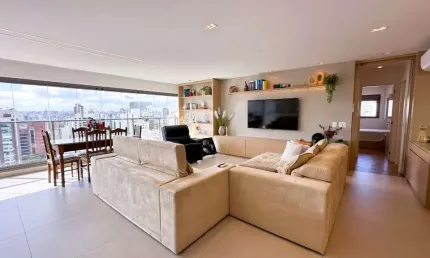 Apartamento tipo para venda em Campo Belo com 3 quartos, sendo 3 suítes, 143m²