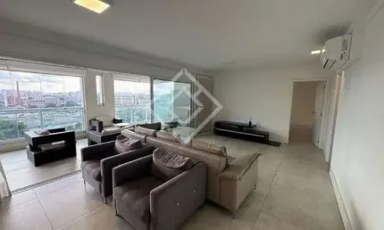 Apartamento para alugar em São Paulo, Água Branca, com 4 quartos, 241m²