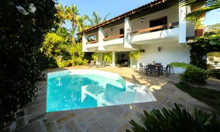 Casa tipo para venda em Vila Tramontano com 4 quartos, sendo 2 suítes, 375m²