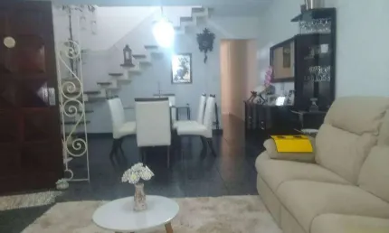 Sobrado com 3 dormitórios à venda, 199 m² por R$ 910.000,00 - Vila Carrão - São Paulo/SP