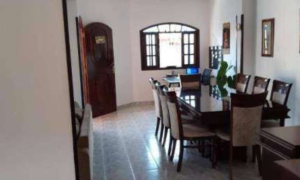 Sobrado com 3 dormitórios à venda, 250 m² por R$ 400.000,00 - Jardim Regina - Itanhaém/SP