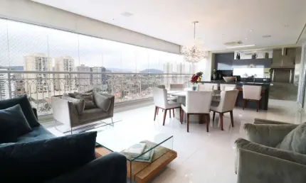 Atraente apartamento tipo para venda em Vila Galvão com 4 quartos, sendo 2 suítes, 203m²