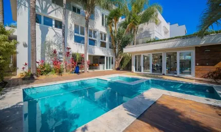 Casa no condomínio alpha conde 2 para venda com 5 quartos, sendo 5 suítes, 525m²