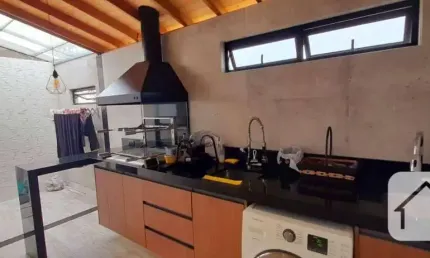 Casa com 2 dormitórios à venda, 48 m² por R$ 350.000,00 - N R Pedro Fumachi - Itatiba/SP