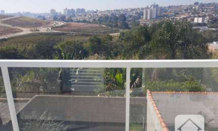 Casa a venda, ótima localização, vista privilegiada com área verde