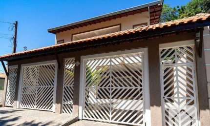 Casa 3d/1s + Edícula completa + Piscina + Churrasqueira R$ 997.000 - Louveira/SP