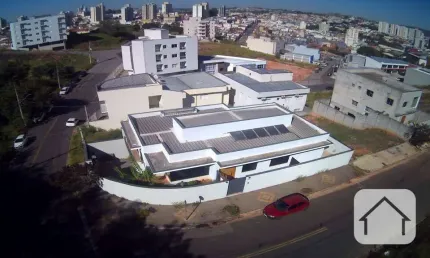 Casa com 4 quartos à venda na Rua Antonio Sanjuliani, 78, Vila Cristo Redentor, Itatiba