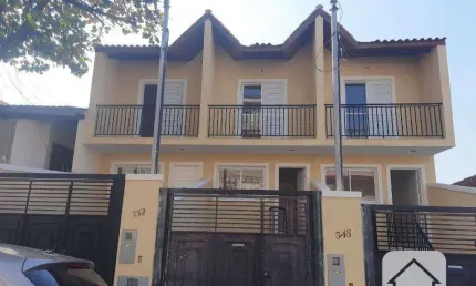 Sobrado no JD Centenário, Butantã USP, 3 dormitórios suíte e 4 vagas