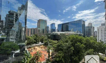 Requinte, conforto e lazer em apartamento de 220 m² no Itaim Bibi !