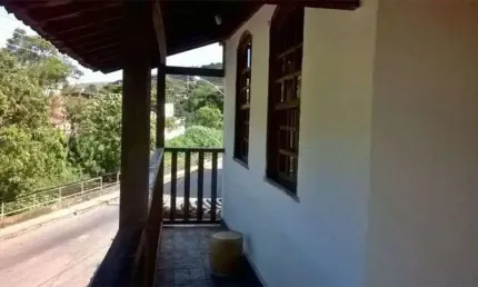 Casa com 4 dormitórios à venda, 220 m² por R$ 650.000,00 - Centro - Sabará/MG