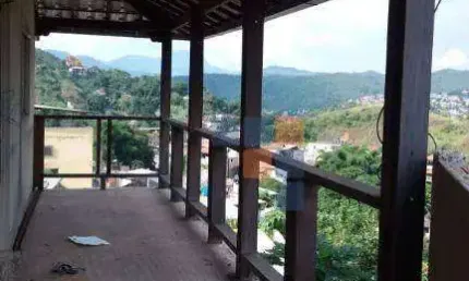 Casa  3 quartos à venda por R$ 320.000 - Morro São Francisco - Sabará/MG