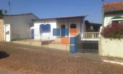 Casa com 3 dormitórios à venda, 161 m² por R$ 1.200.000,00 - Centro - Sabará/MG